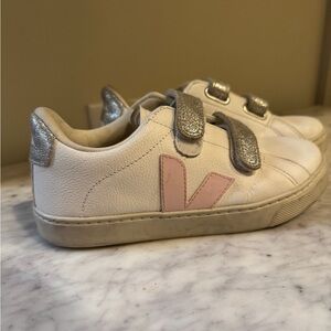 Veja Kids Sneakers in White, Pink, and Silver